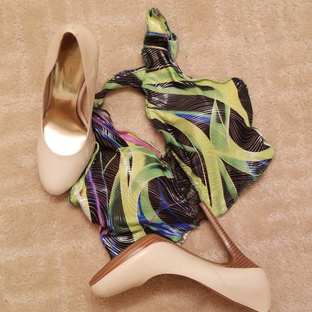 I•N•C High Heel Pumps Sz 7 - Picture 3 of 7